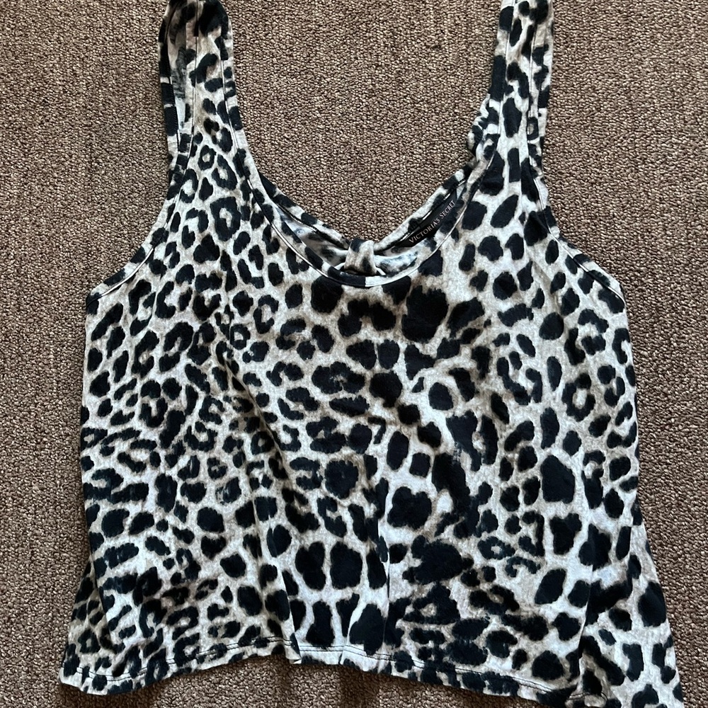 PINK Victoria's Secret Black and White Fitted Crop Tank Top